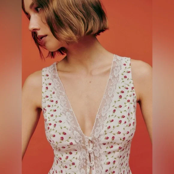 NEW Reformation Cristina Lace Trim Woven Tank Top in Madison Red Floral | size 4 - Picture 2 of 10